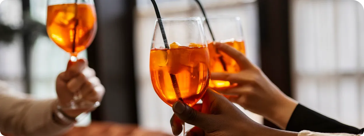 Aperitifs und Cocktails für Sommerfeste und private Events