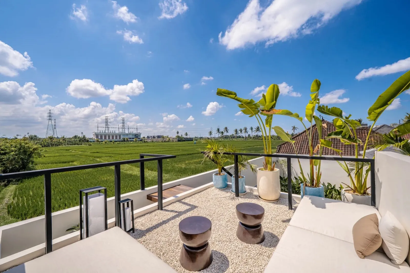 Villa Ambisi Kedungu · rooftop