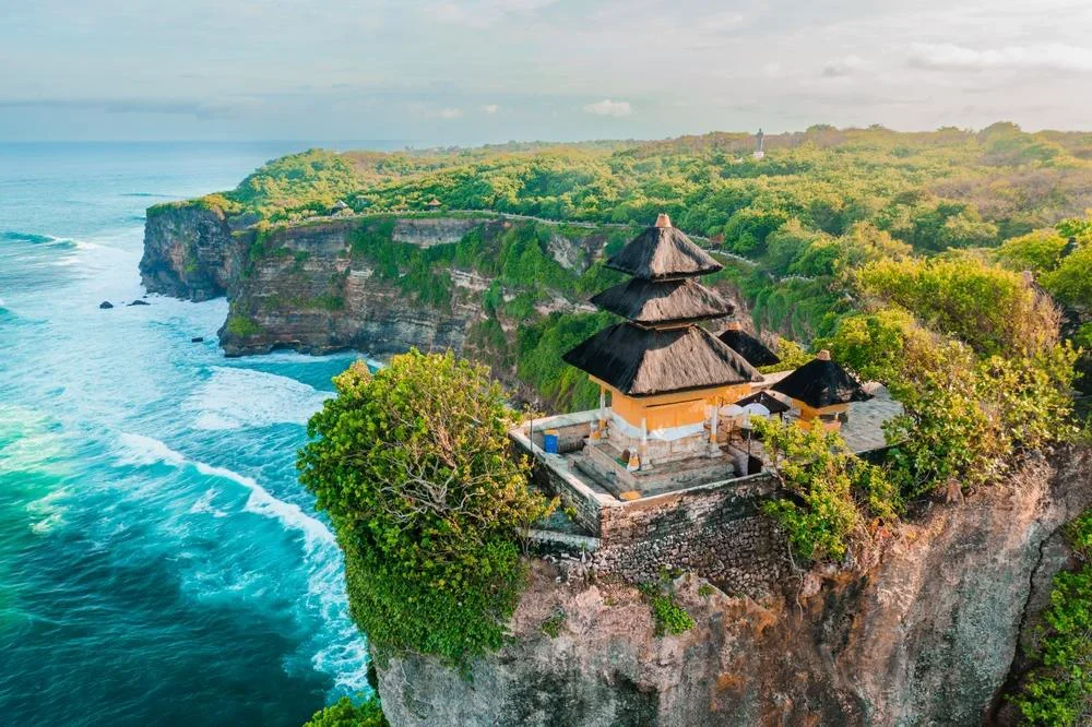 Uluwatu Temple on its cliff above the ocean, at the south-west tip of the Bukit peninsula in Bali