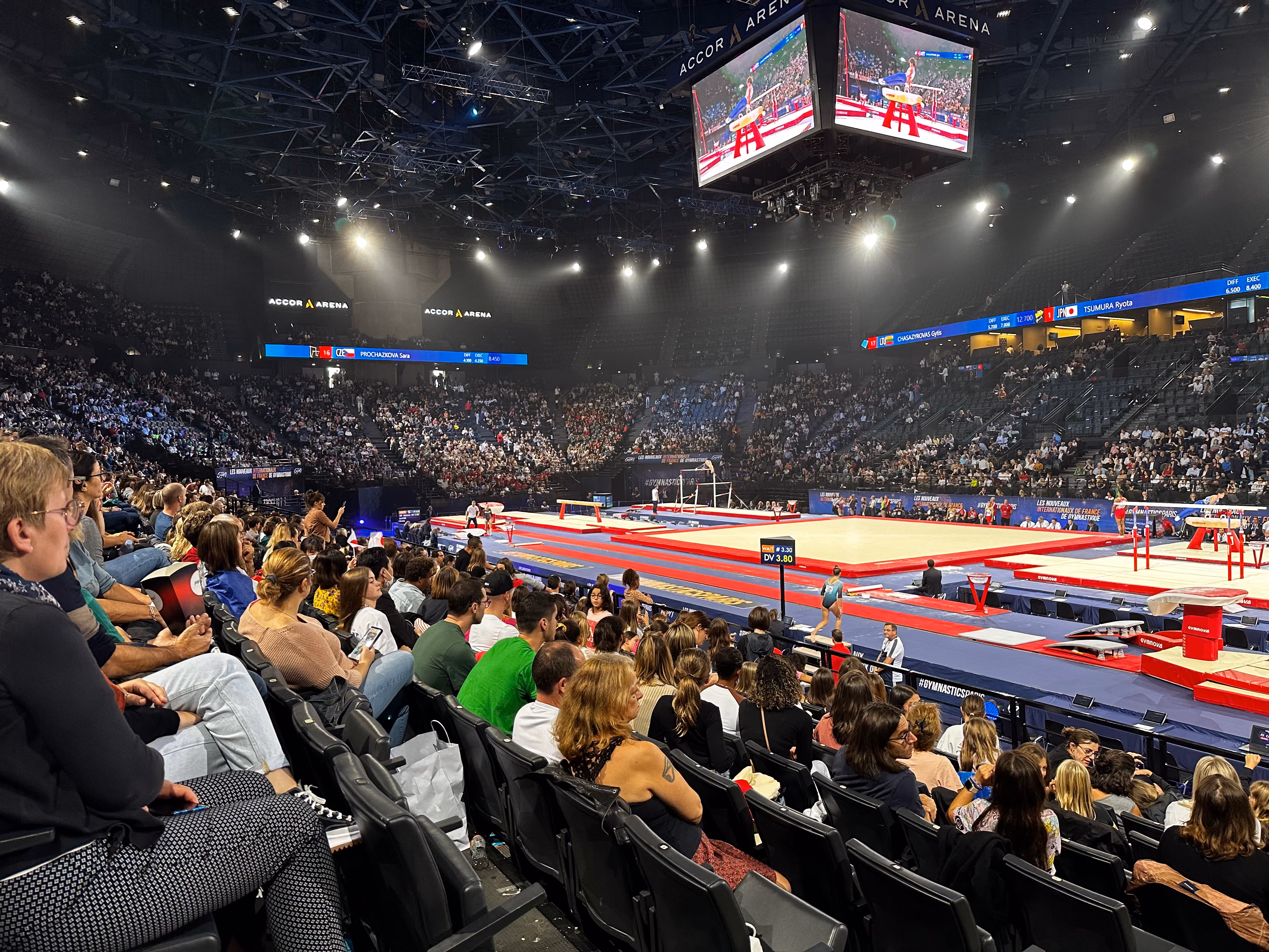 Die Accor Arena in Paris von innen während des Weltcups 2025