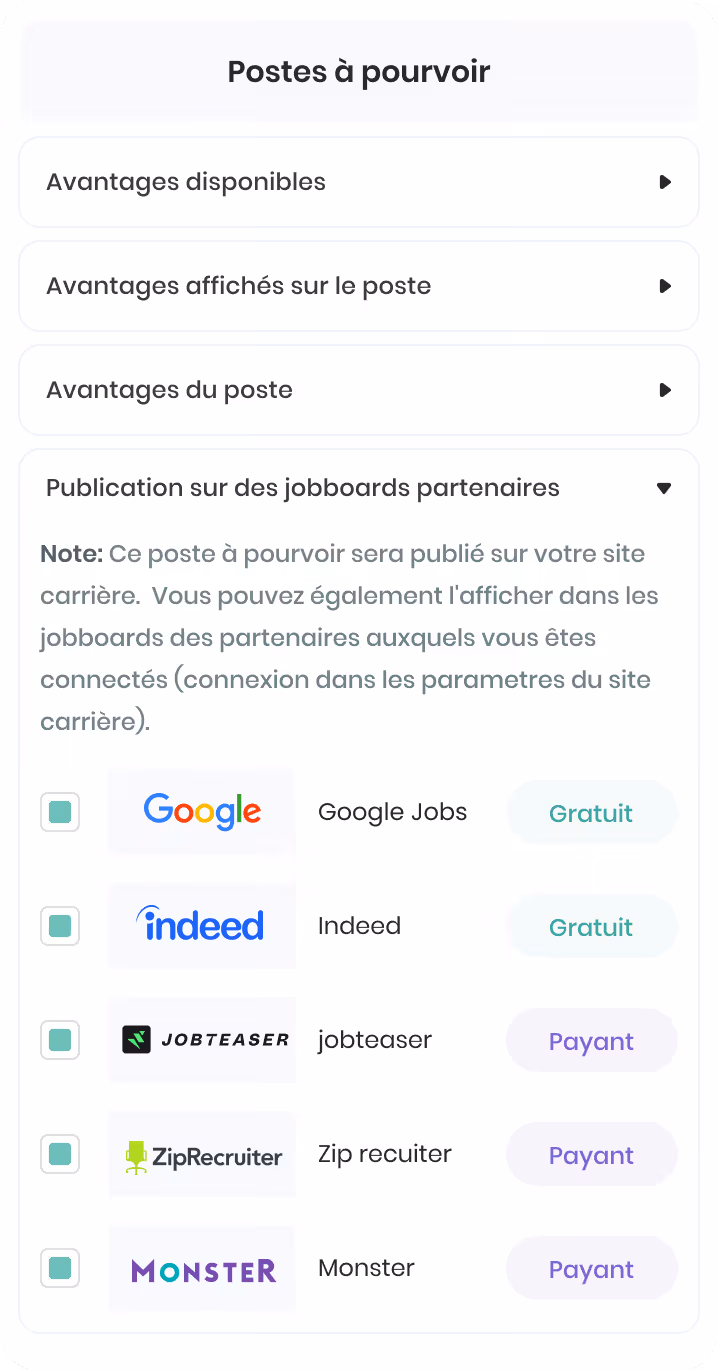 Interface montrant un tableau de parcours et certifications des employés avec leurs noms, photos, formations, un total de 2000$, et des boutons importer et exporter.