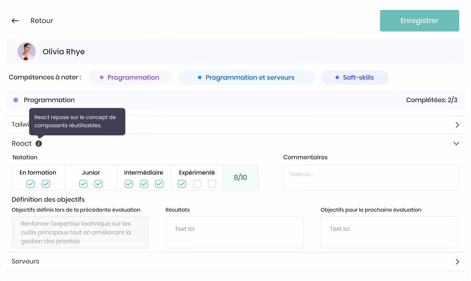 Formulaire de gestion des vacances avec sections pour jours de maladie payés, absences annuelles, vacances annuelles, nombre d'heures par jour, et date de renouvellement annuel.