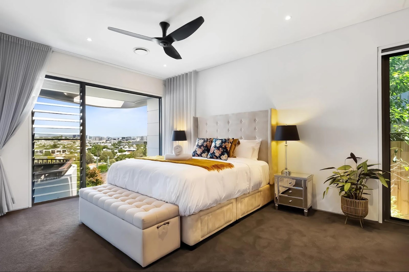 Exterior real estate photo of a Brisbane property