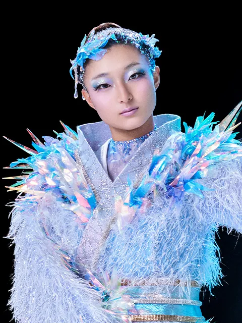 スケーターソロビジュアル 氷の精霊役 坂本花織