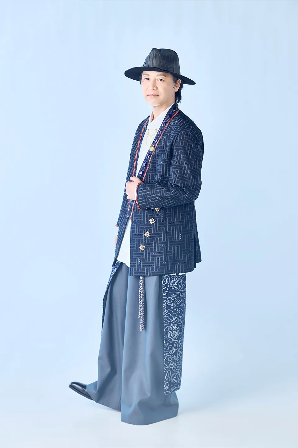 声優ソロビジュアル 三日月宗近役 ⿃海浩輔