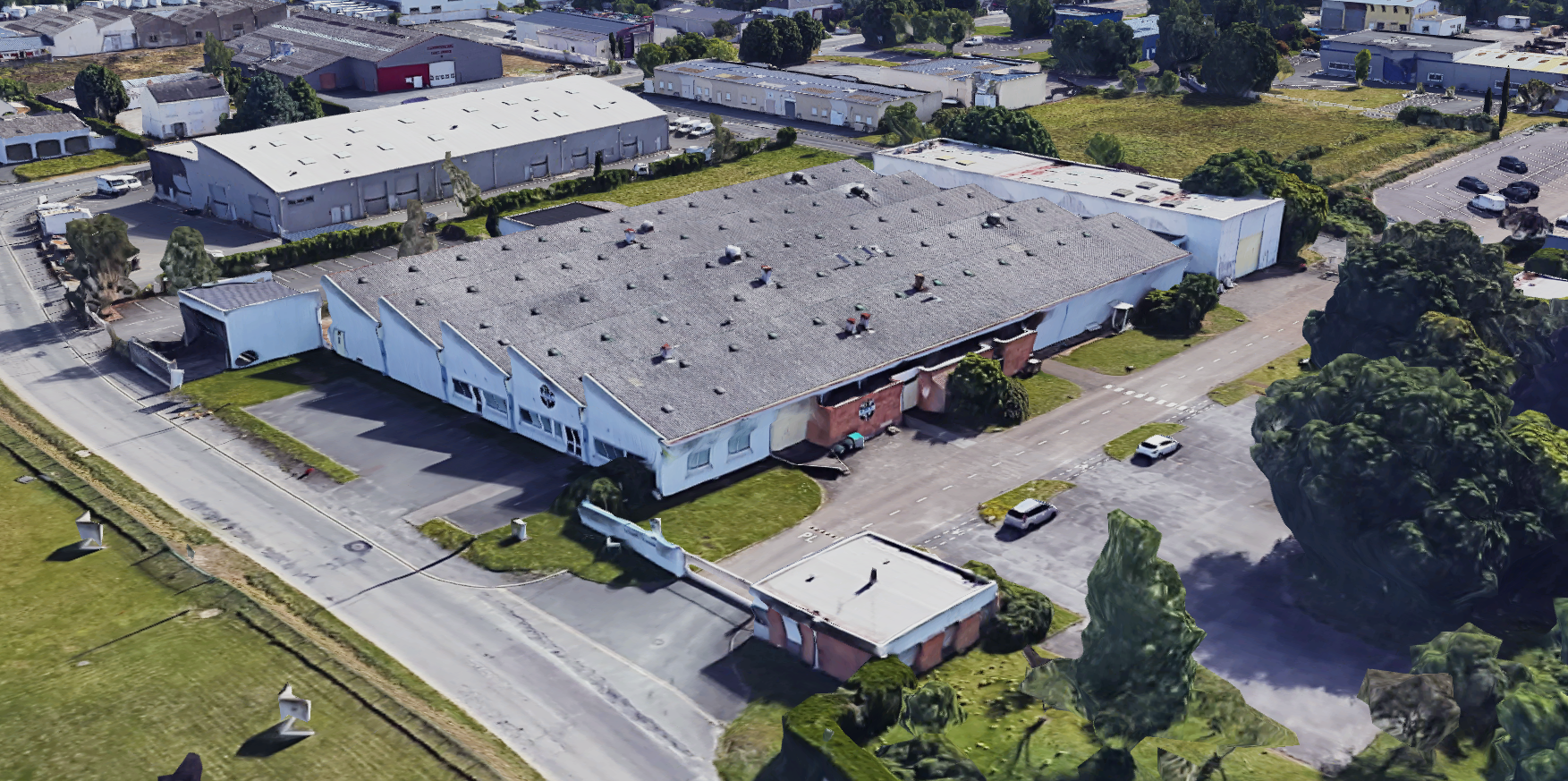 vue aérienne de l'usine lgc