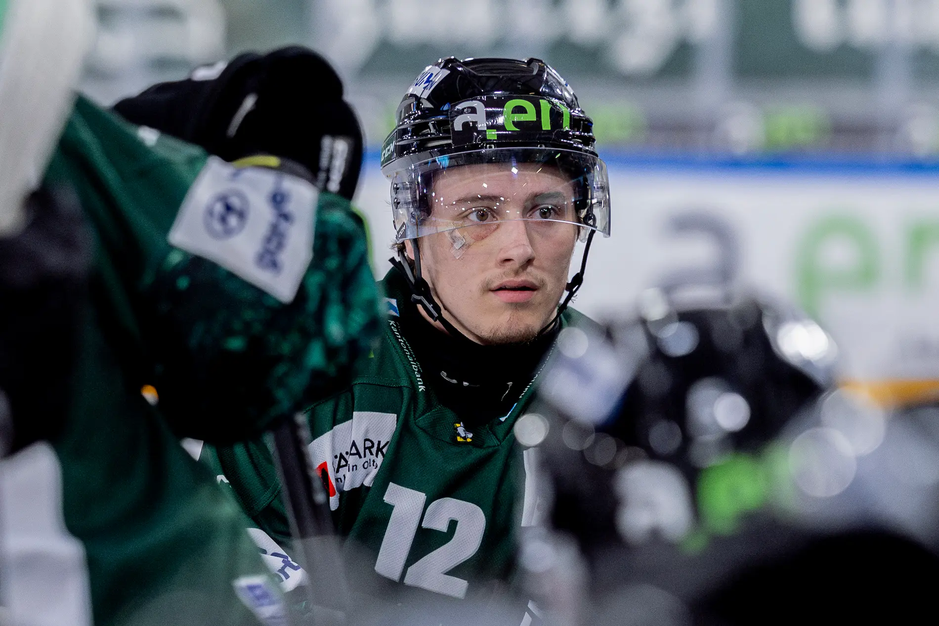 Willkommen beim EHC Olten – grünweisse Leidenschaft seit 1934. Aktuelle News, Spielplan, Tickets und mehr zur Sky Swiss League.
