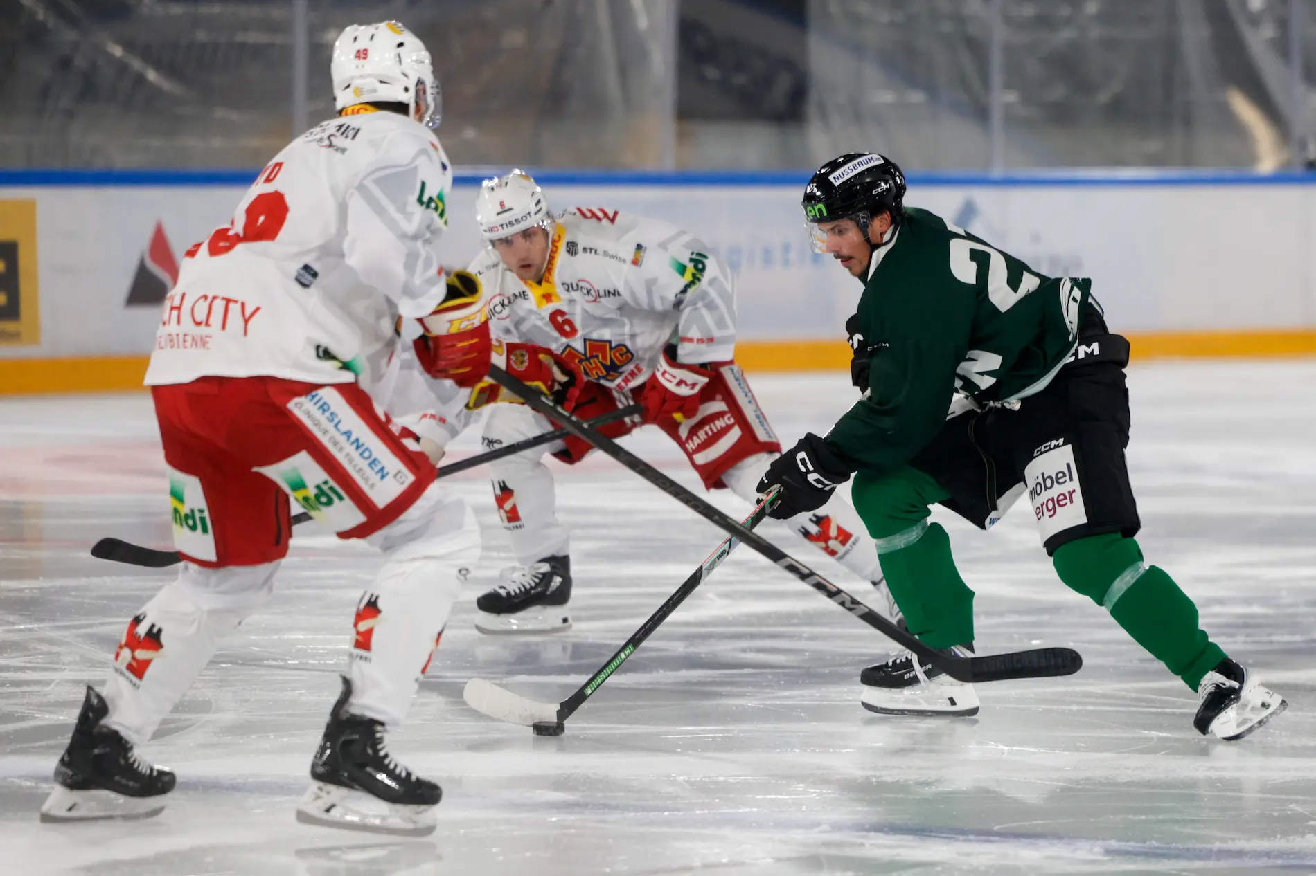Willkommen beim EHC Olten – grünweisse Leidenschaft seit 1934. Aktuelle News, Spielplan, Tickets und mehr zur Sky Swiss League.