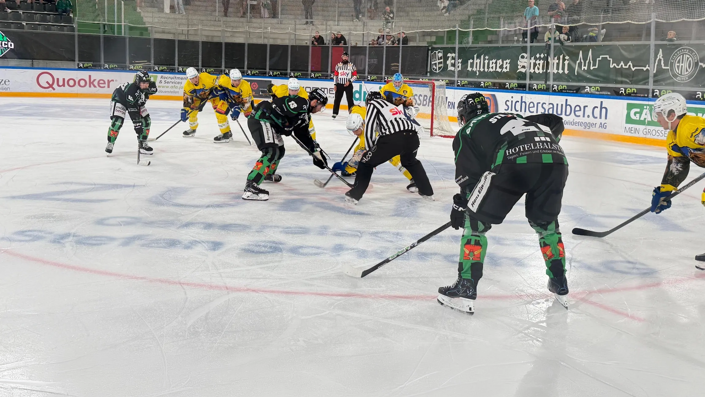 Willkommen beim EHC Olten – grünweisse Leidenschaft seit 1934. Aktuelle News, Spielplan, Tickets und mehr zur Sky Swiss League.