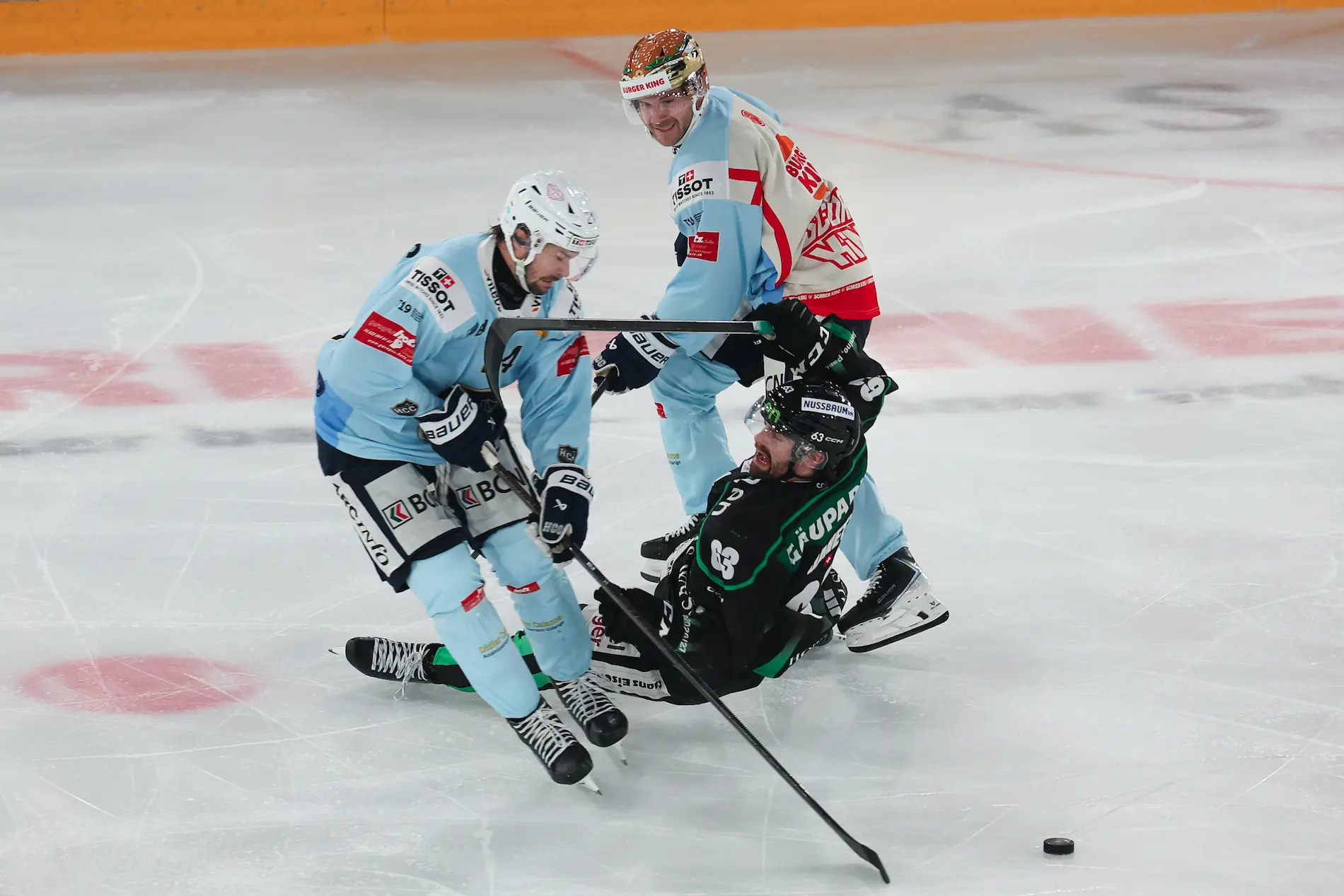 Willkommen beim EHC Olten – grünweisse Leidenschaft seit 1934. Aktuelle News, Spielplan, Tickets und mehr zur Sky Swiss League.
