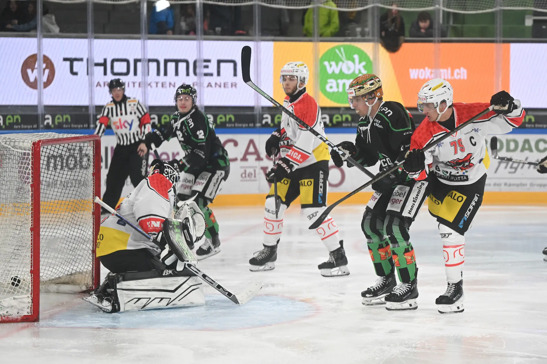 Willkommen beim EHC Olten – grünweisse Leidenschaft seit 1934. Aktuelle News, Spielplan, Tickets und mehr zur Sky Swiss League.