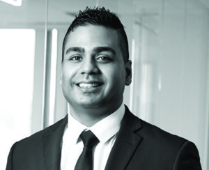 Headshot of Jason Alvares