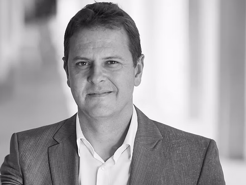 m.next Podcast Cover mit Michael Butter 