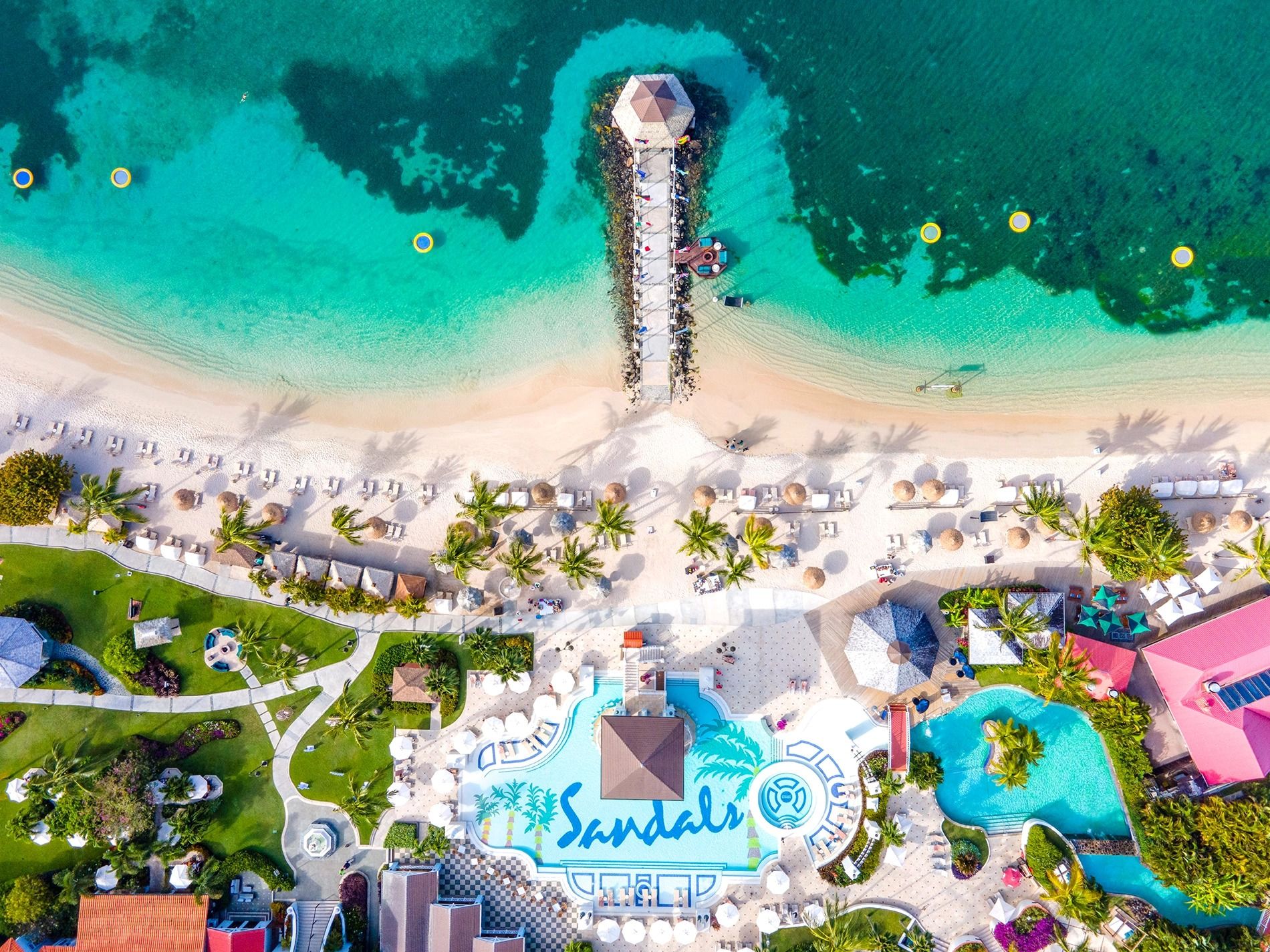 Professional landscape photography of St Lucia illustrating the natural beauty and travel freedom for global investors and entrepreneurs.