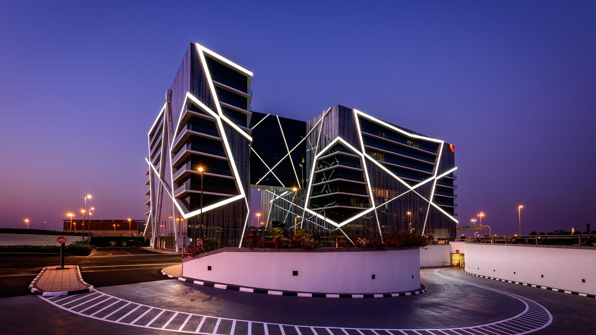 Modern commercial architecture in Manama highlighting the infrastructure for financial services and fintech company formations.