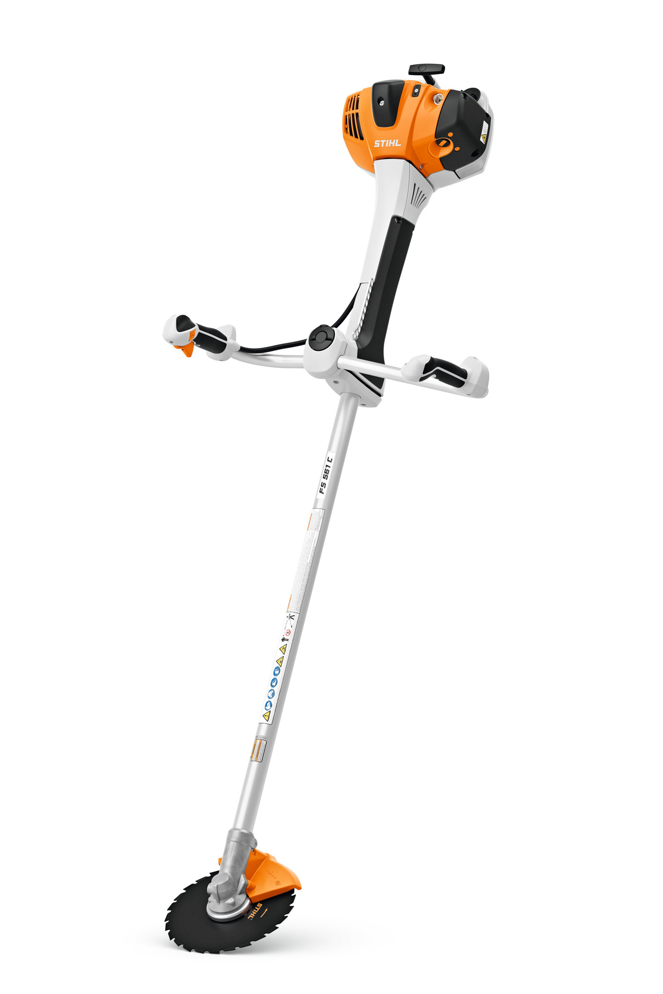 The FS 561 C-EM is the most powerful clearing saw in the STIHL lineup.