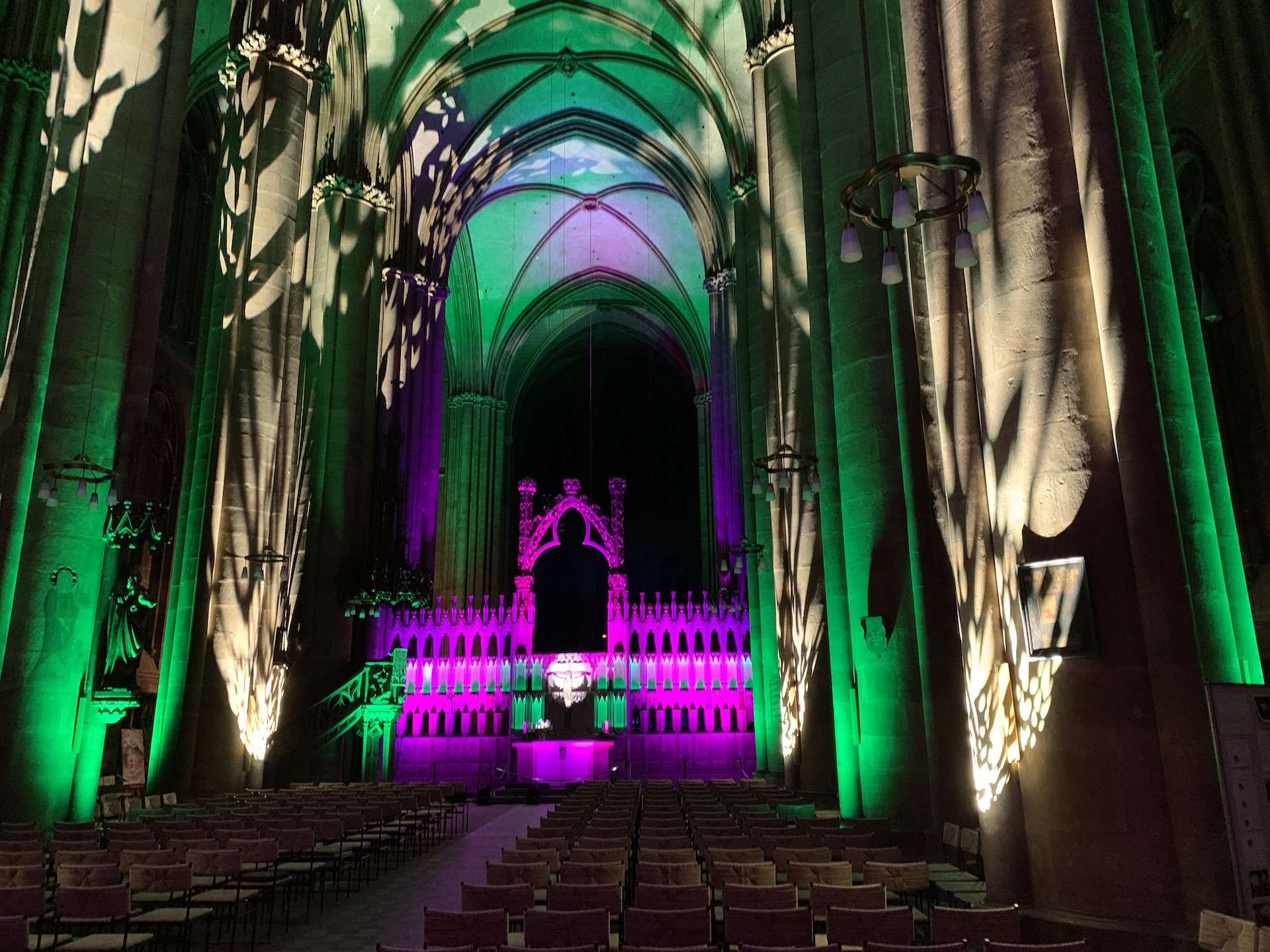 [background image] image of office workspace with desks (for a film production company)