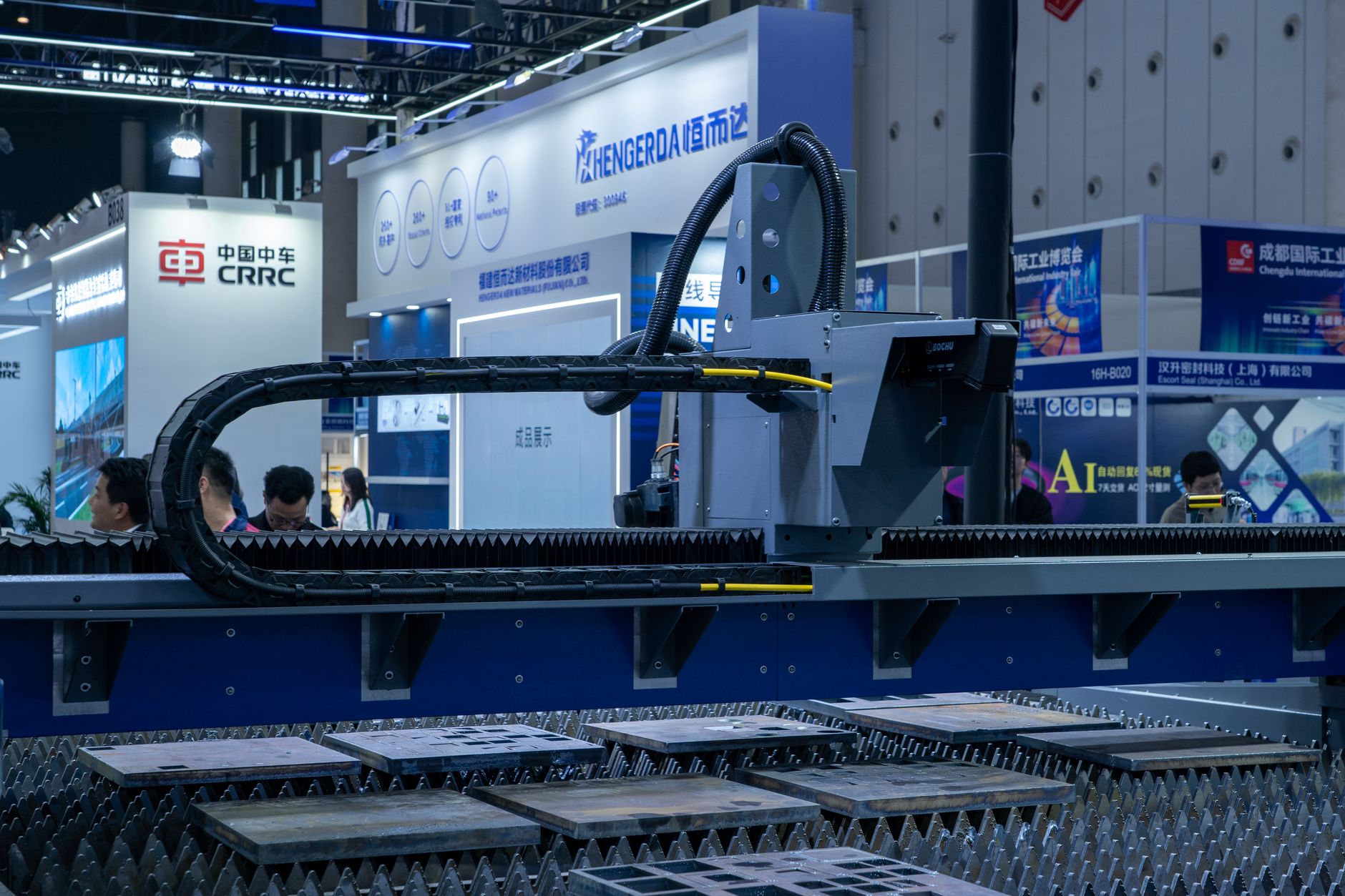 Industriemaschine auf einem Messestand