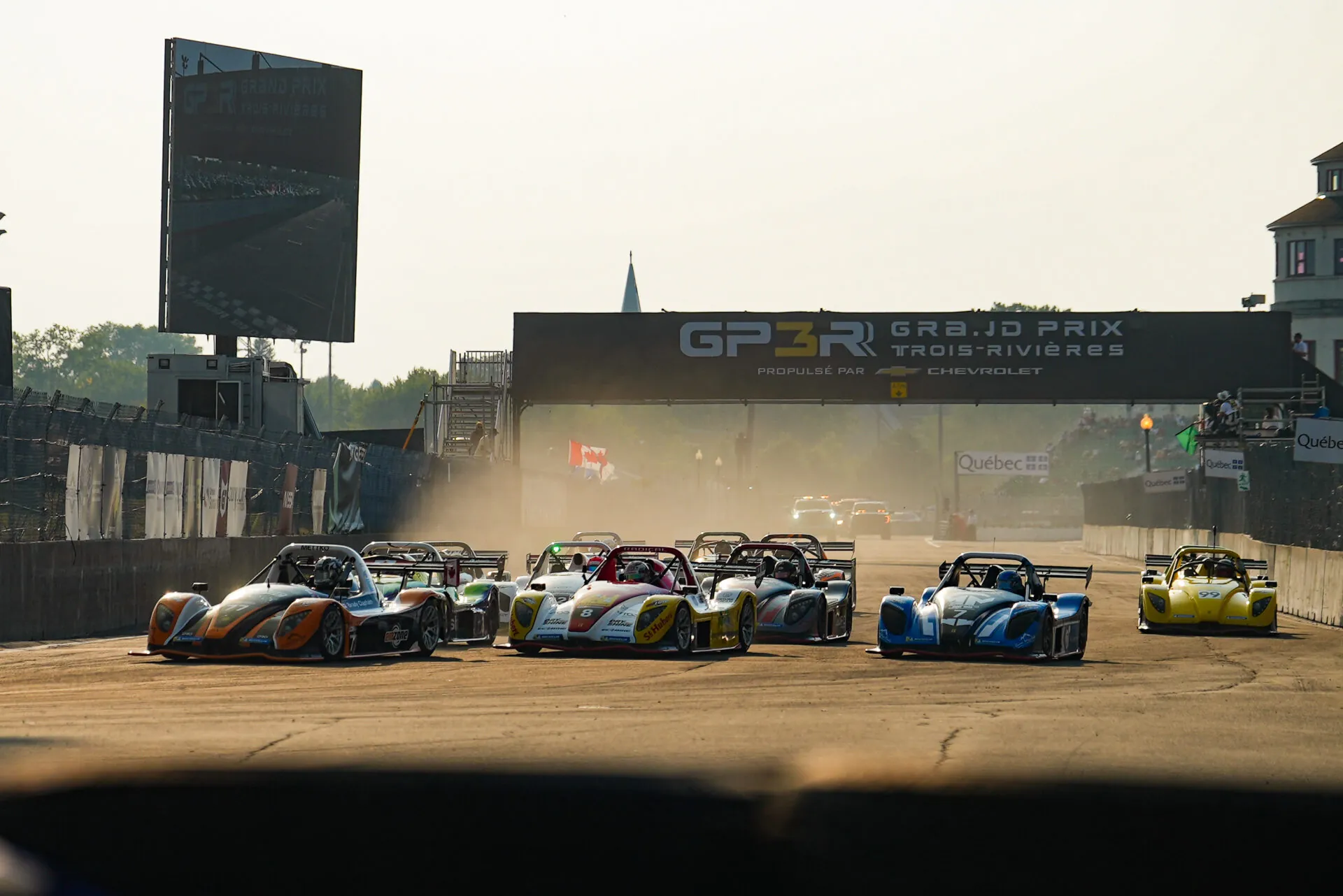 Départ en grille Radical Cup au GP3R Trois-Rivières — événements sur piste