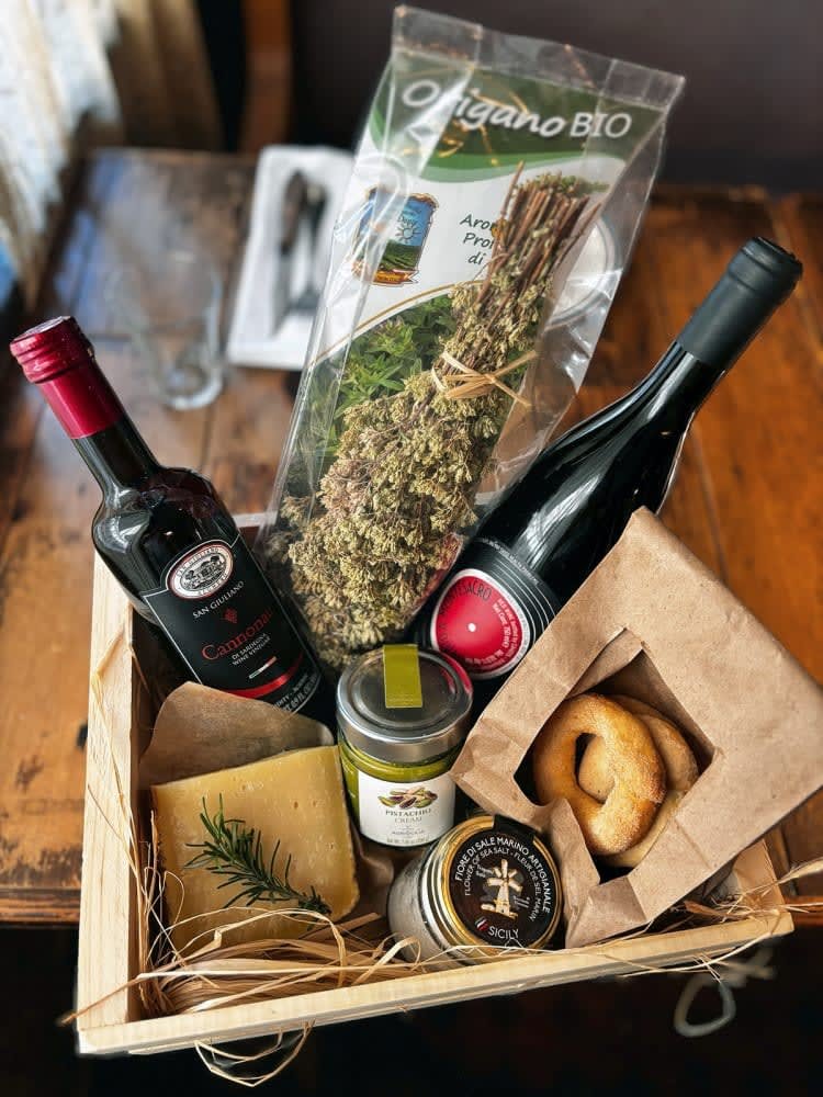 Rintaro Monthly Bento Box