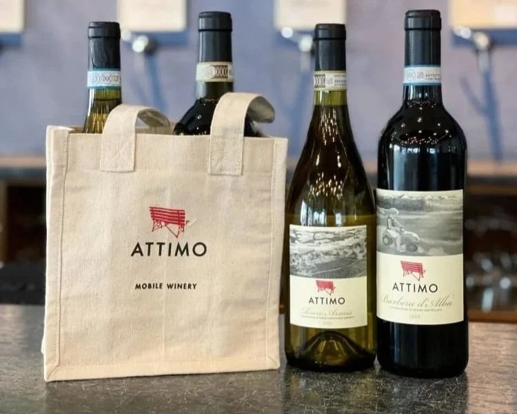 Attimo Wine Club