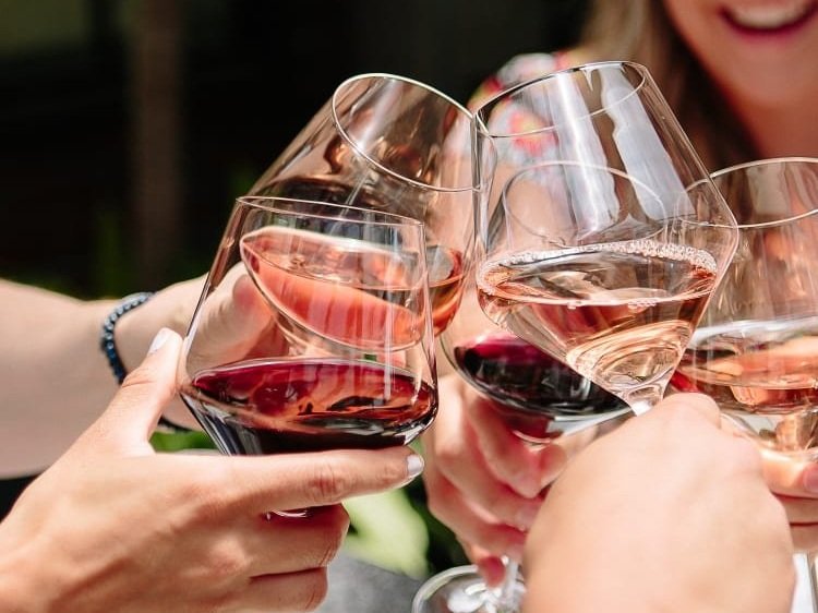 Rose’s Luxury Wine Club