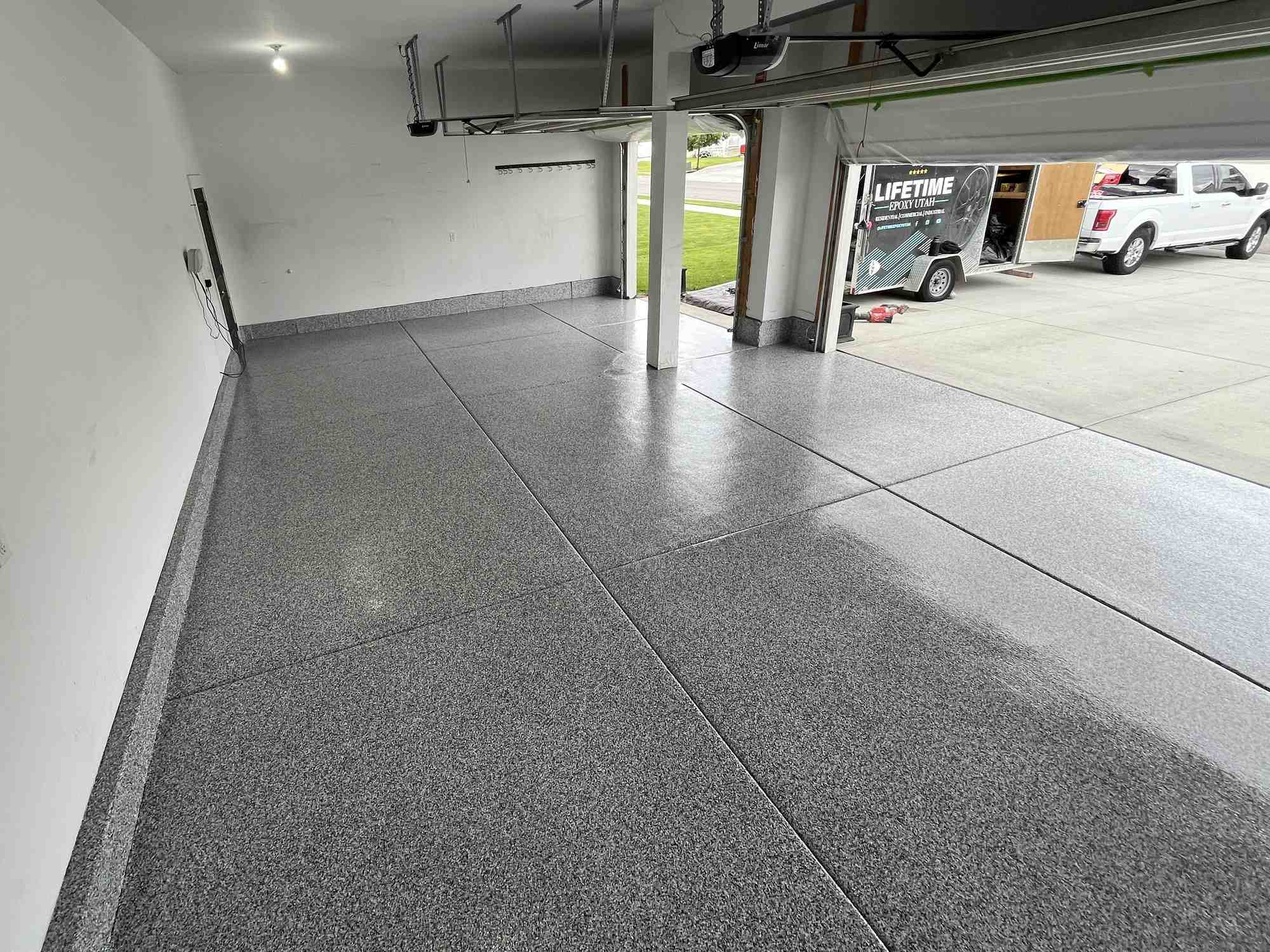 Residential flake epoxy floor coating by Lifetime Coatings in Utah