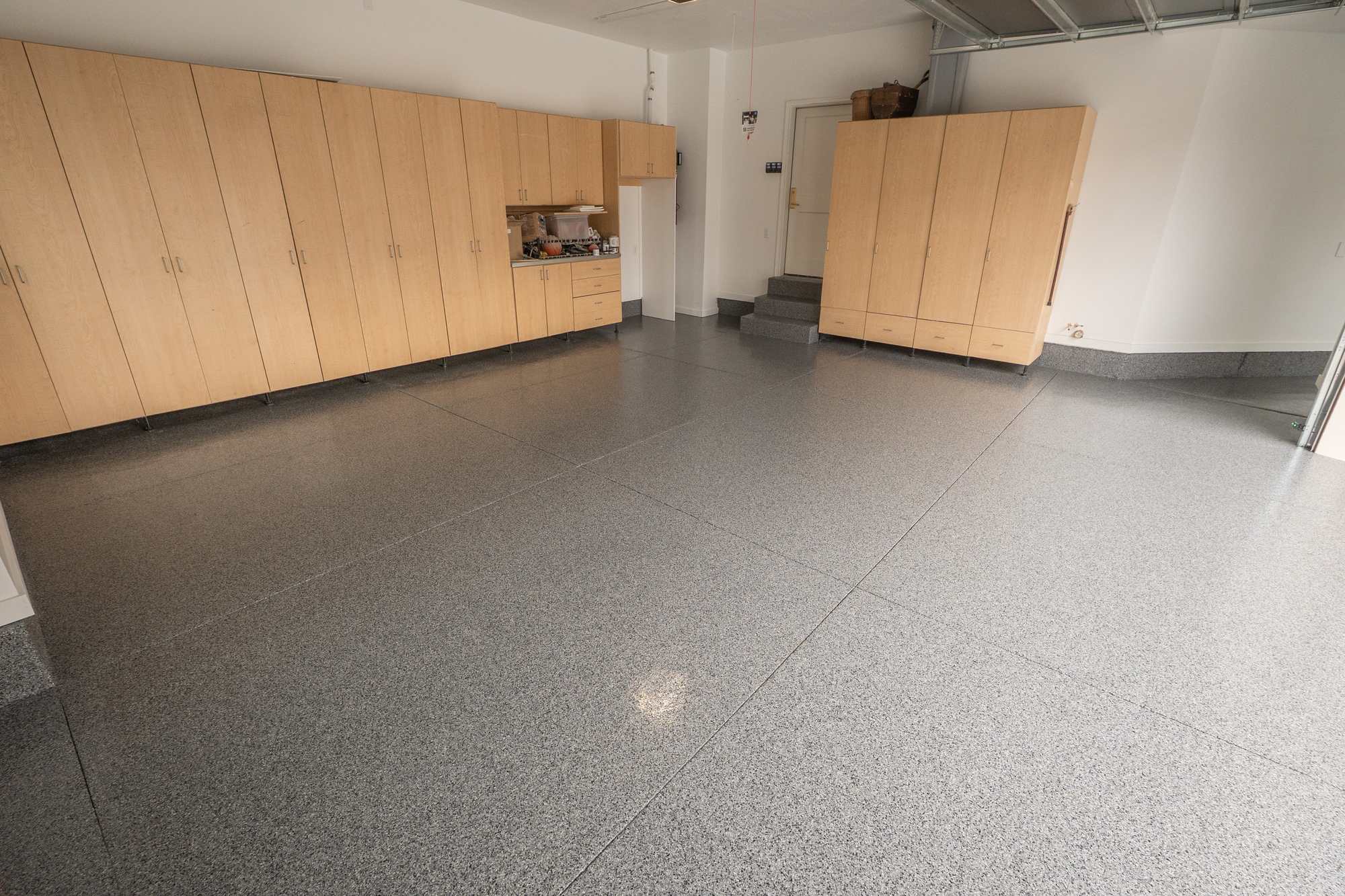 Residential flake epoxy floor coating by Lifetime Coatings in Utah