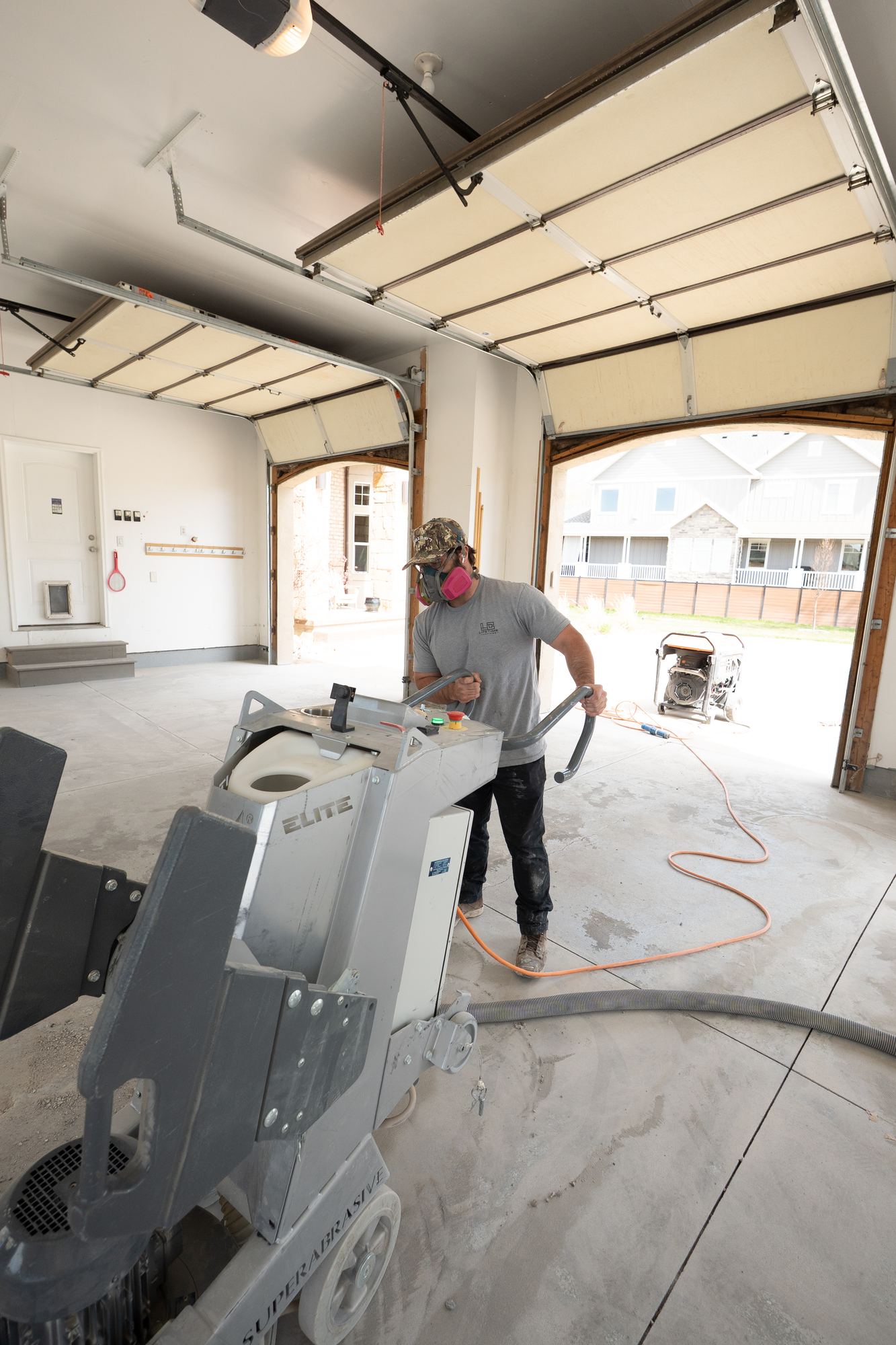 Residential flake epoxy floor coating by Lifetime Coatings in Utah