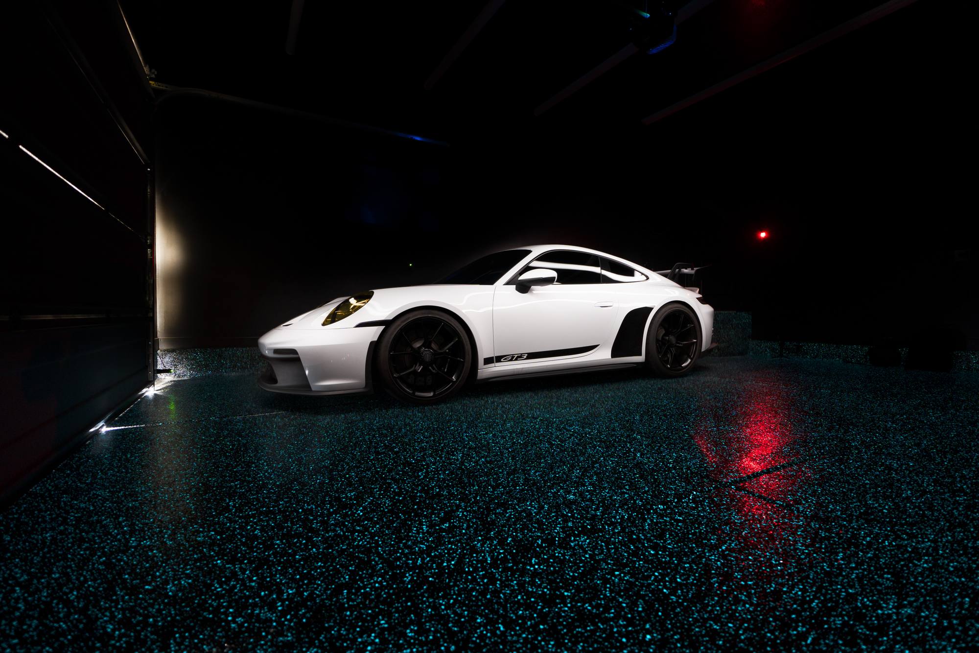 Residential glow-in-the-dark epoxy floor coating by Lifetime Coatings in Utah