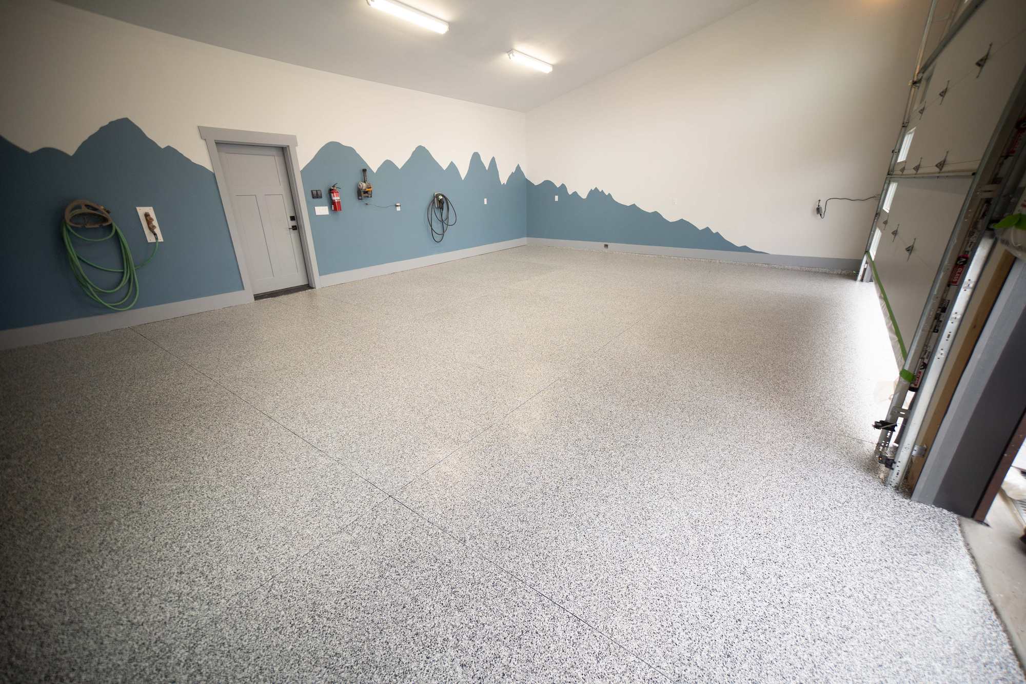 Residential flake epoxy floor coating by Lifetime Coatings in Utah