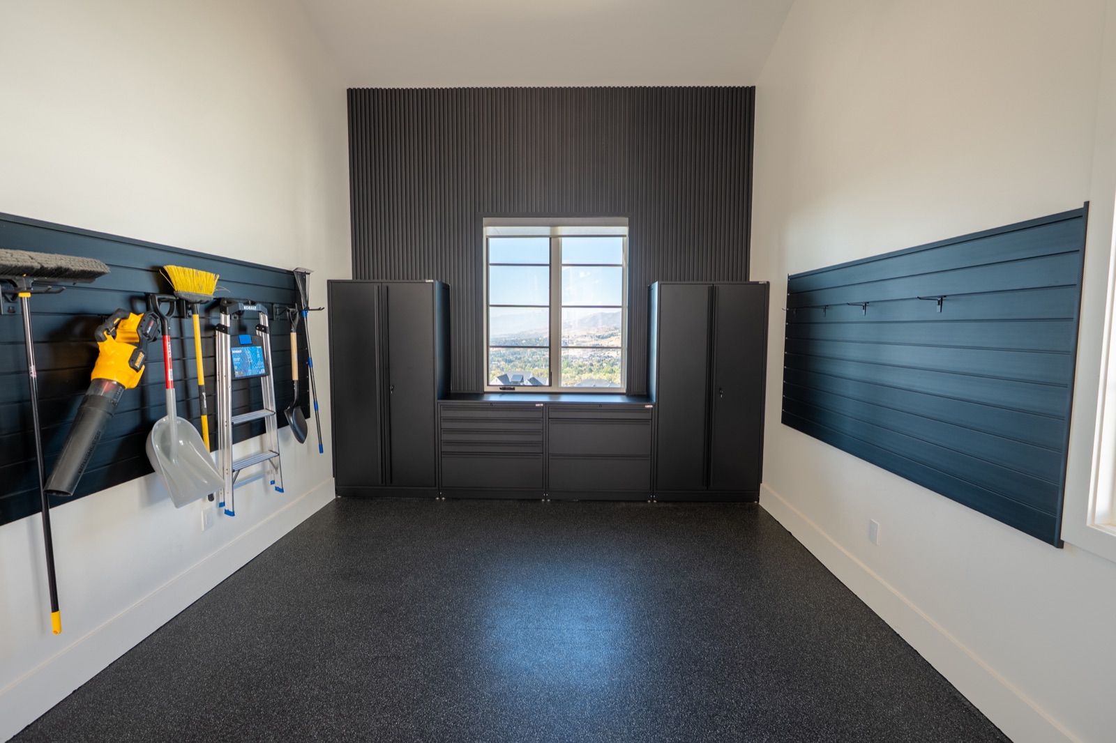 micro flake epoxy garage floor in Void