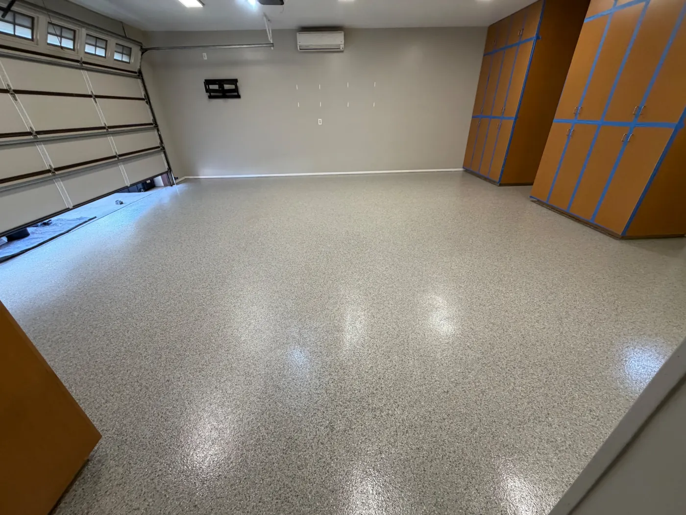 Ashton flake epoxy garage floor by Lifetime Coatings