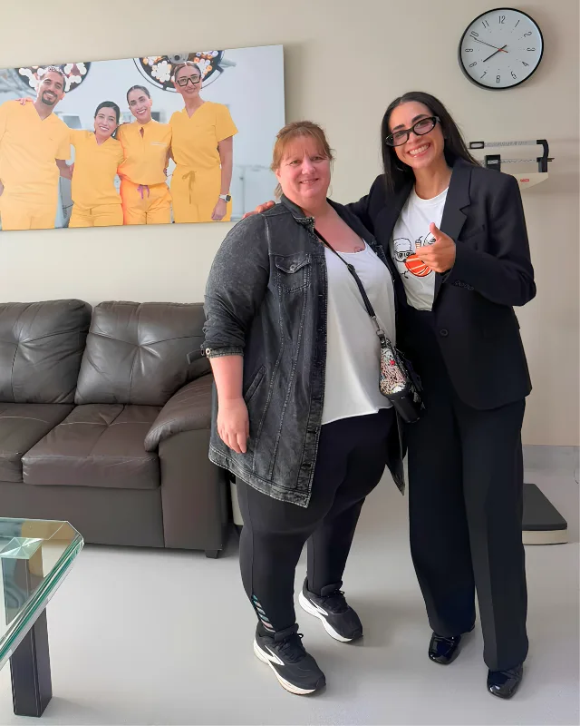 Dr. Sandy Martinez with Bariatric Surgery Patient at Hospital Guadalajara