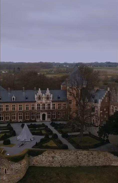 Rated V Vertical Content Preview