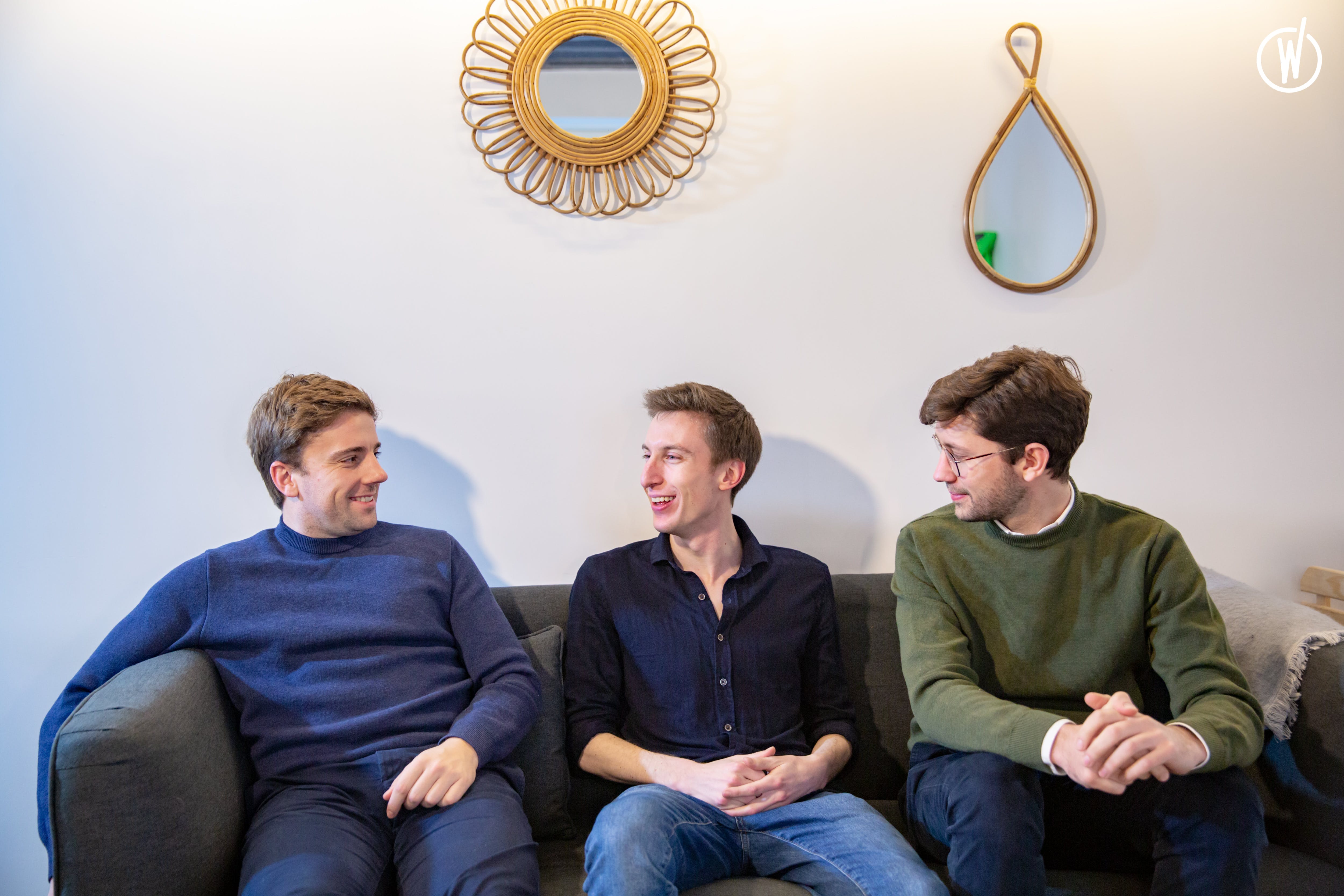 Photo des trois co-fondateurs de Hublo, solution de gestion des remplacements pour les hopitaux.