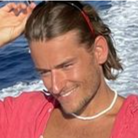 Portrait d’Axel Macia, chargé de recrutement à l’ASA Toulouse