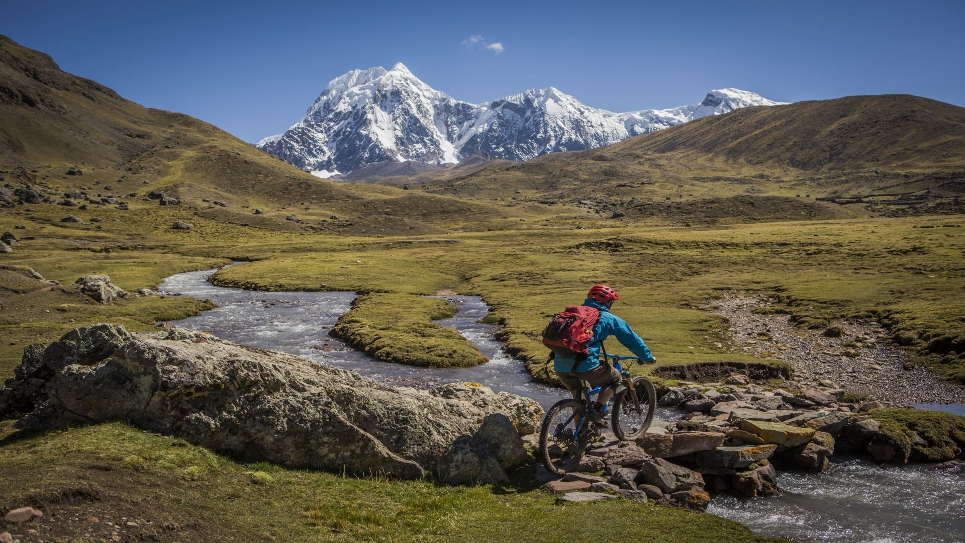 Aktiv durch die Anden: Ausangate-Trekking & Mountainbike-Tour durch das Heilige Tal der Inkas