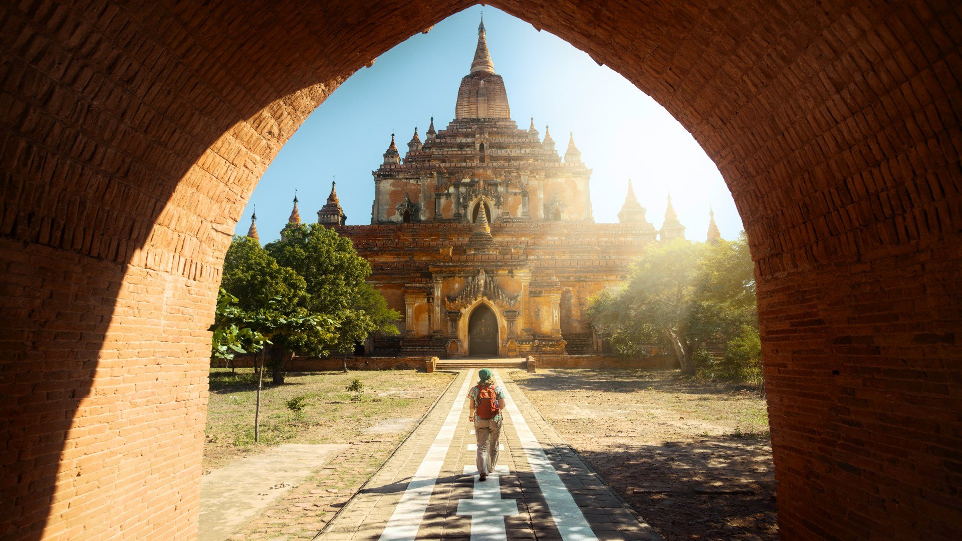 Auf neuen Wegen durch das goldene Land: Myanmar Trekking- und Kulturreise