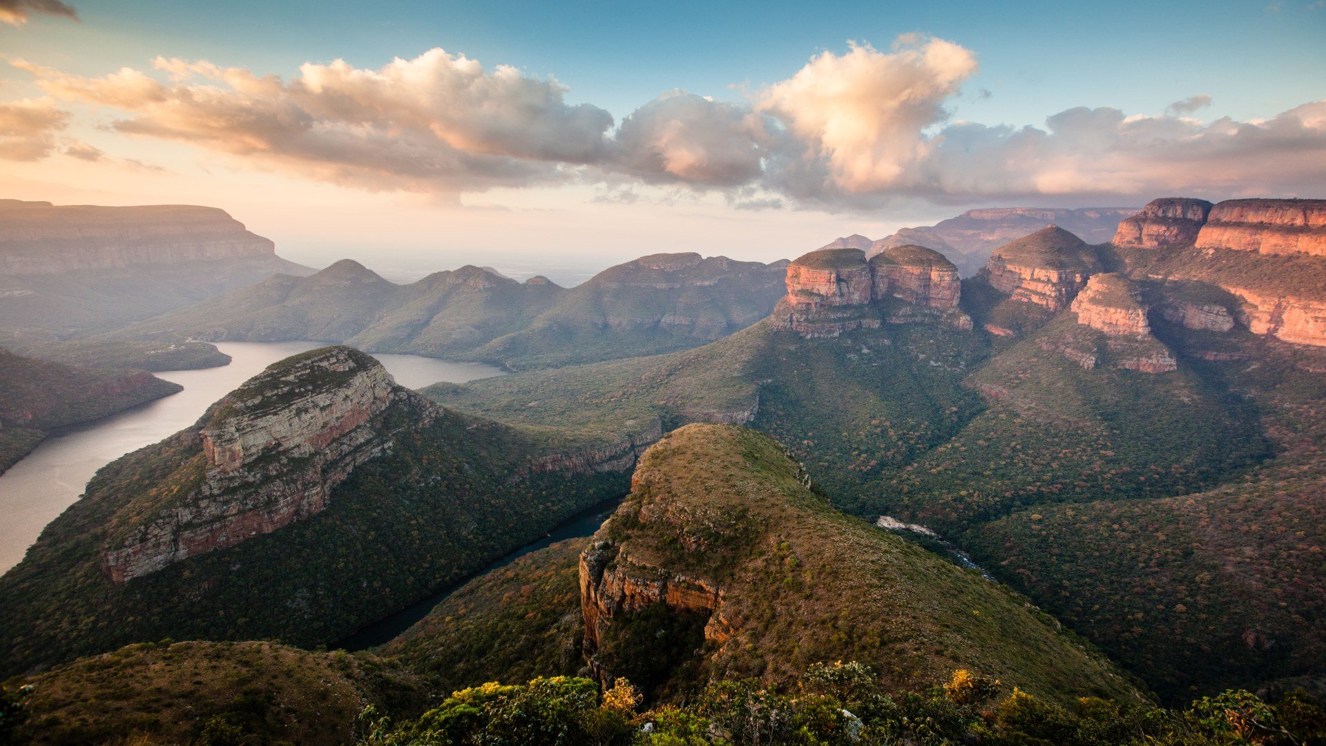 Unberührte Natur, Abenteuer & Tradition: Auf Entdeckungsreise durch das Zululand