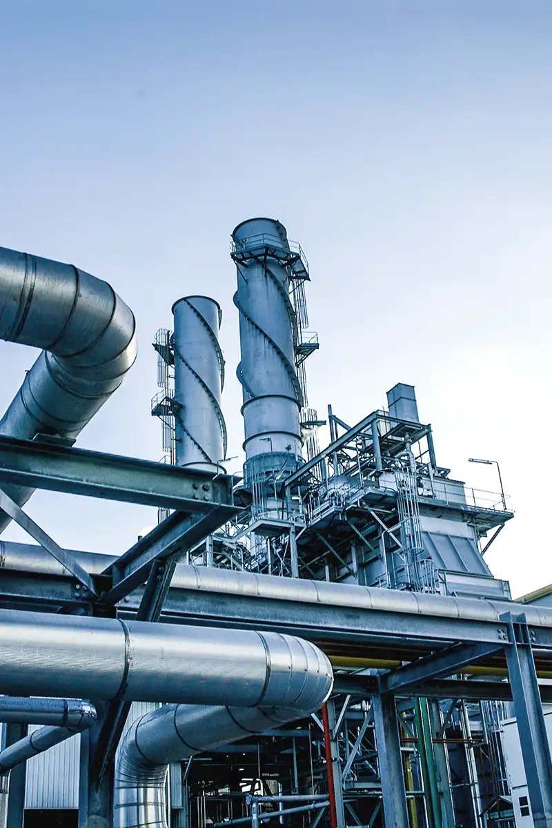 Infraestructura industrial representando alcance sectorial de intermediación estratégica
