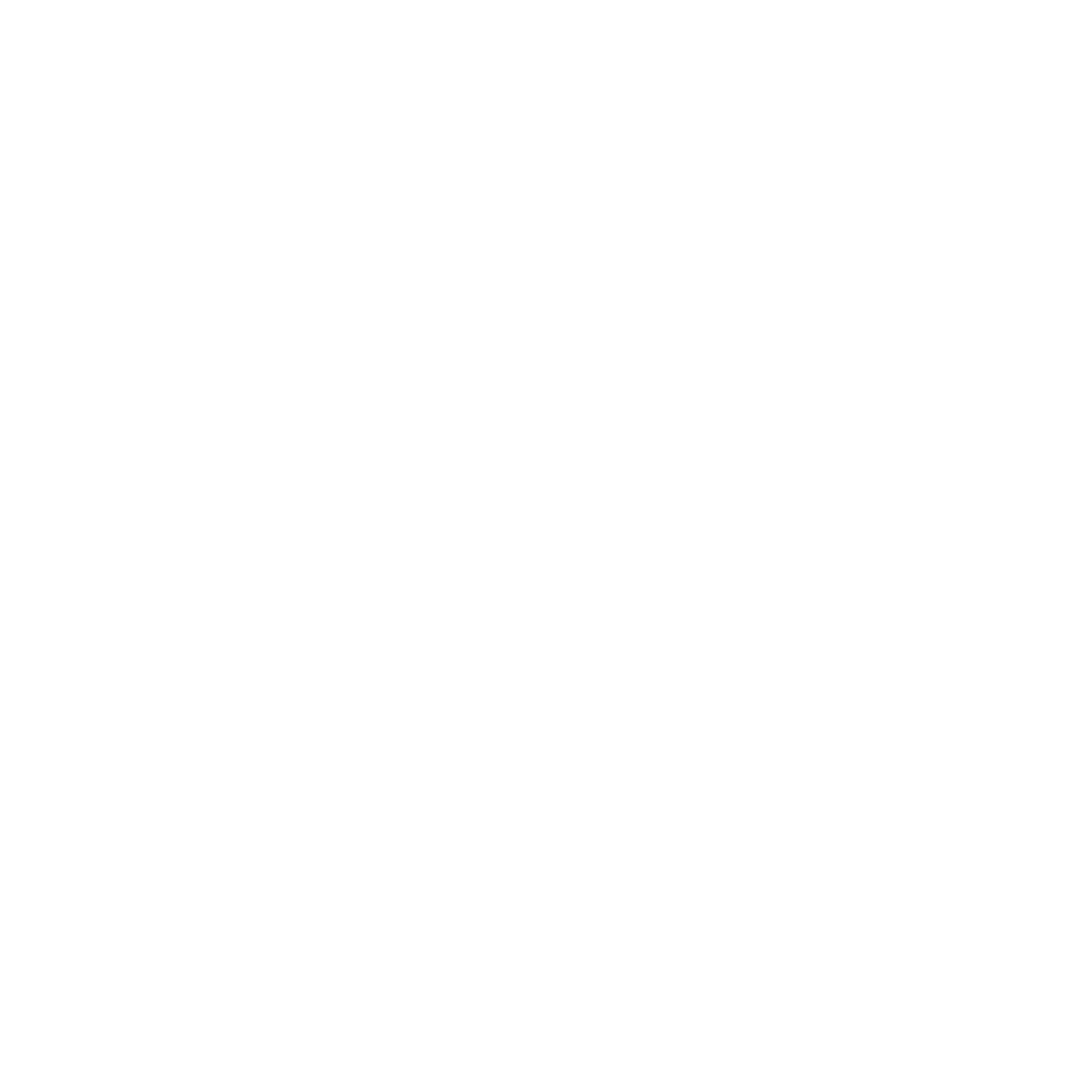 Schreibtisch mit Laptop und Stuhl vor offenem Fenster mit Blick auf grüne Reisfelder und Palmen.