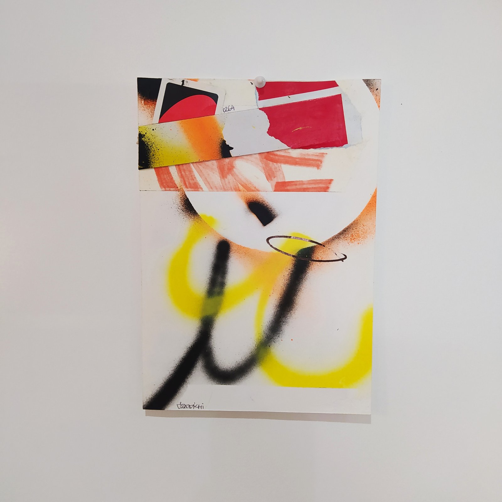 Collage abstrait A4 JZatoichi. Mélange de lettering, couleurs vives et textures papier. Œuvre unique, expédition rapide.