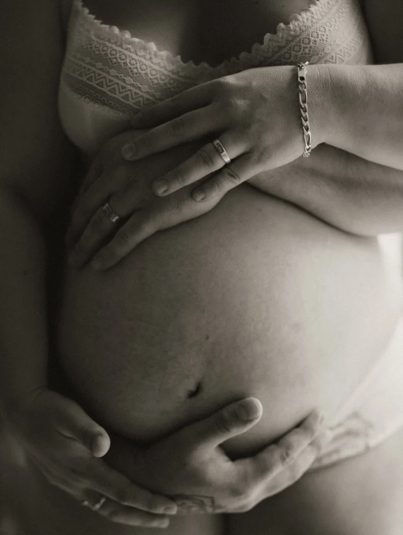 Formule Hello Baby grossesse maternité Dordogne - Séance photo 430€