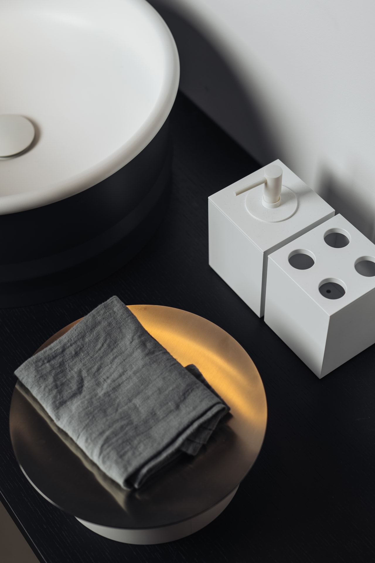 White Bathroom accessories from Agape, collection Sen