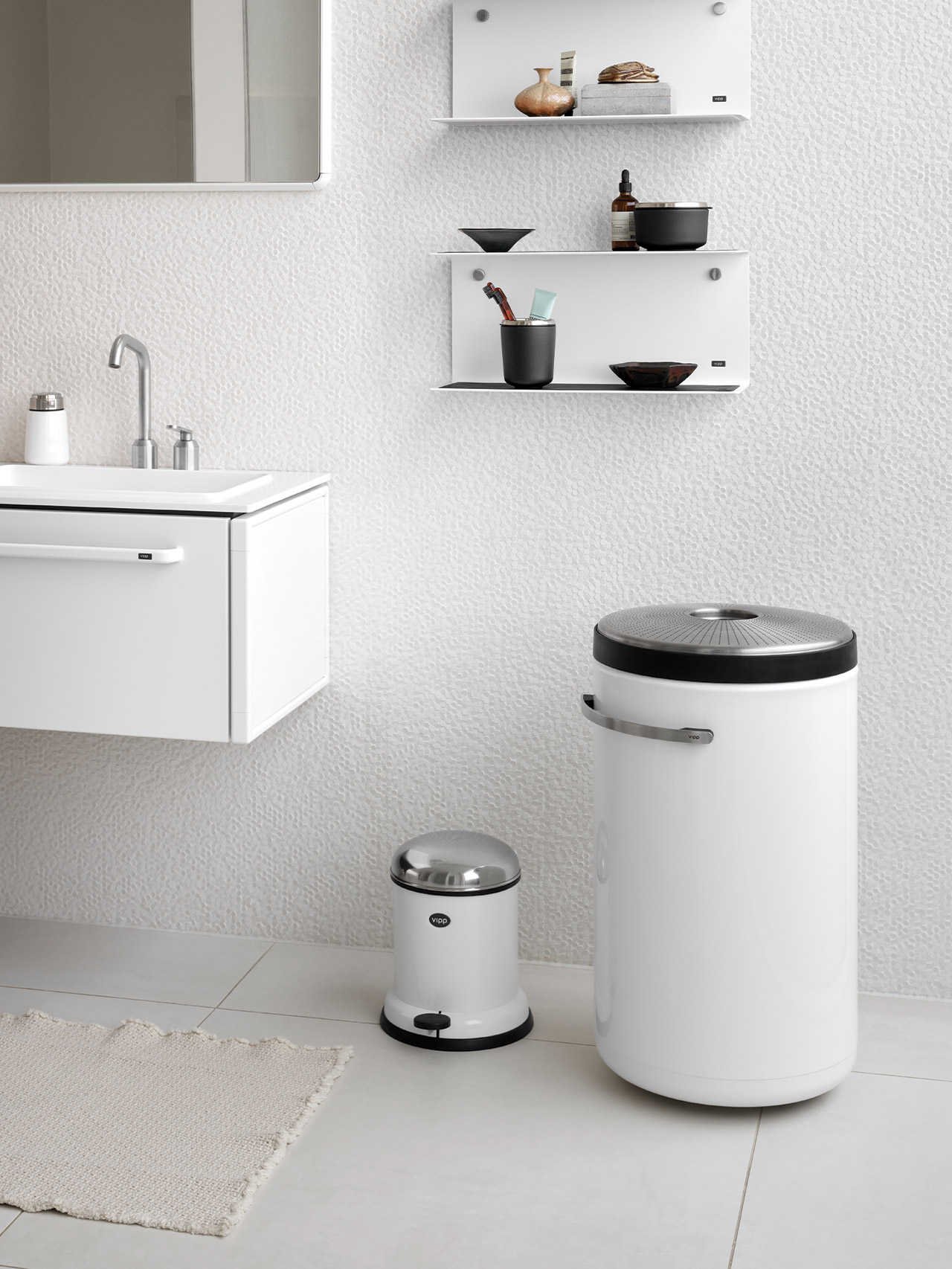 Pedal bin and dirty laundry basket in beige from Vipp