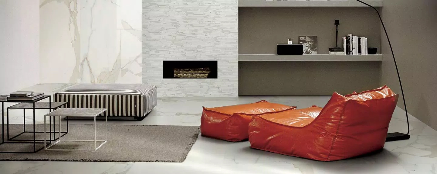Living room floor with tile from Florim, collection Antique Marble