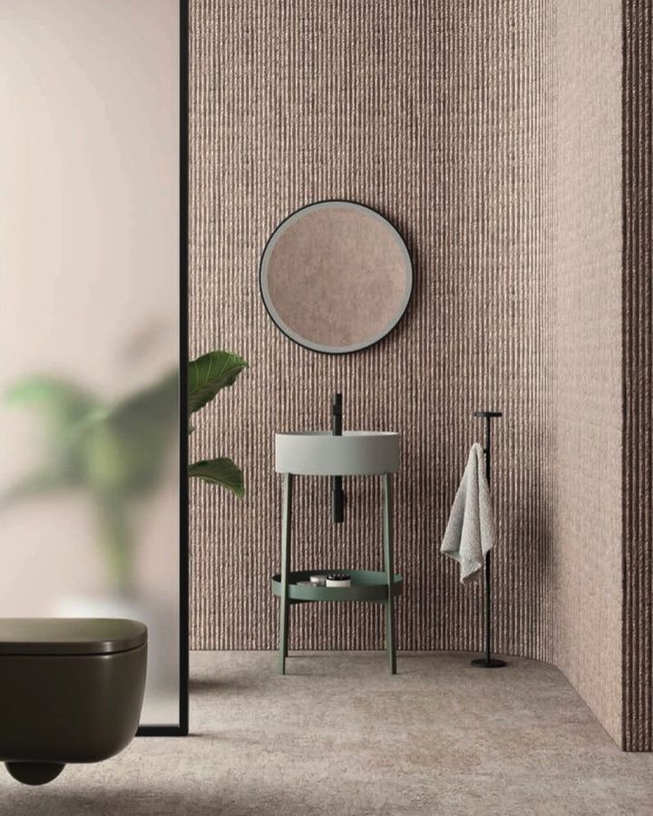 Ceramic washbasin in matte Gesso with freestanding frame and tray in steel in matte Fango, collection Consolle 45, from NIC Design