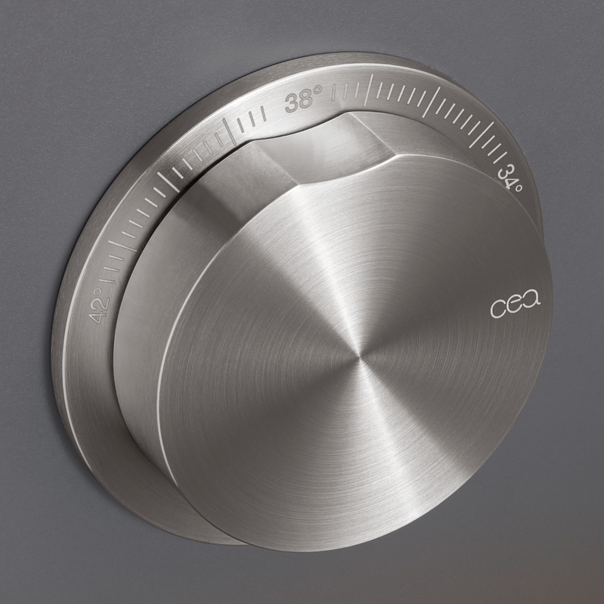 Misturadora termostática de parede com sistema Acqua Stop TRM08, em aço inoxidável, da Ceadesign, coleção Giotto