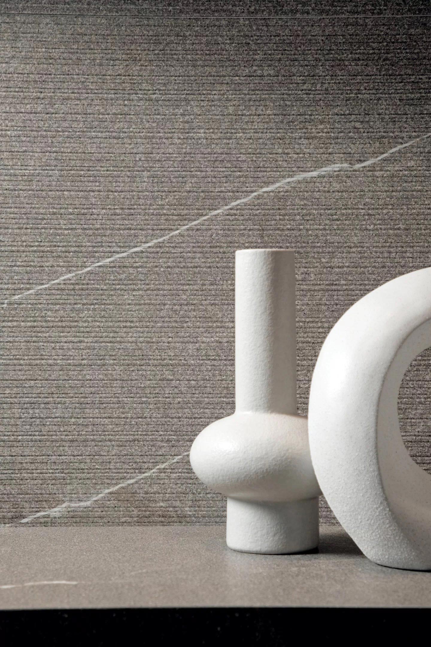 Porcelana com efeito pedra da marca Florim, coleção Coretech